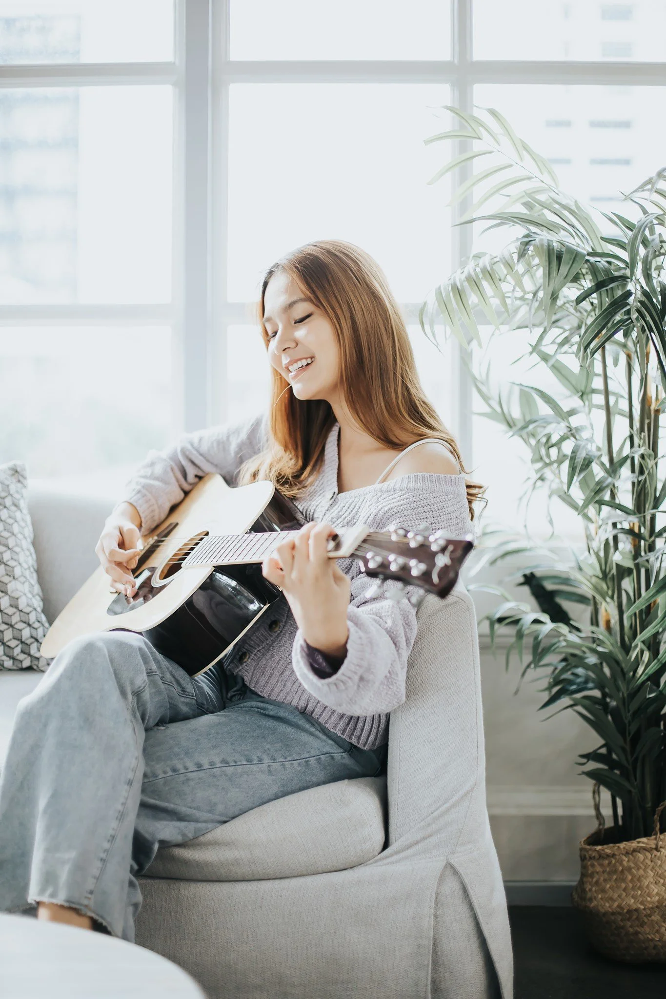 Aside from being featured on the K-Pop star’s live stream, the UE Jam Sessions member also bagged two nominations at the 34th Awit Awards