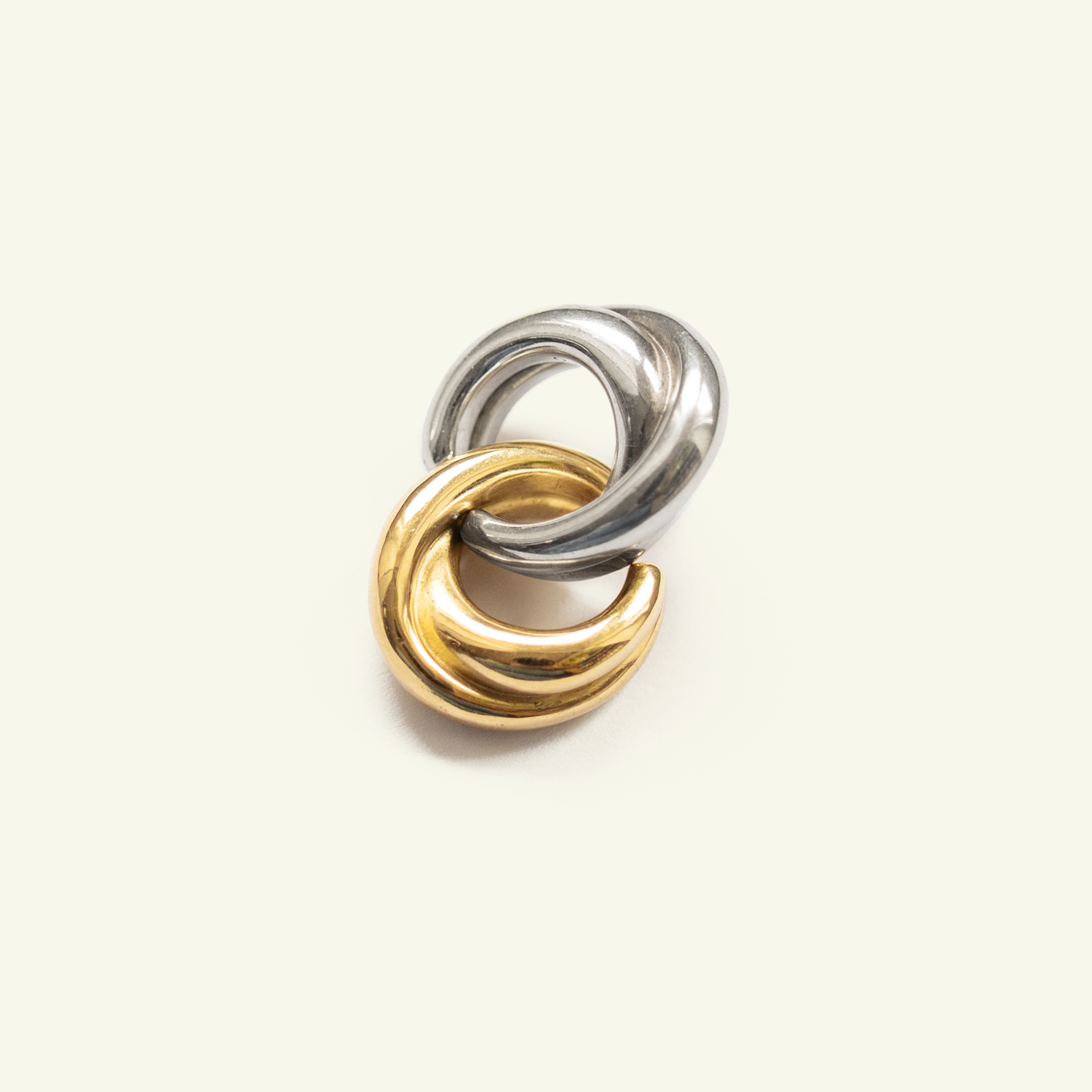 Conturbante earcuff