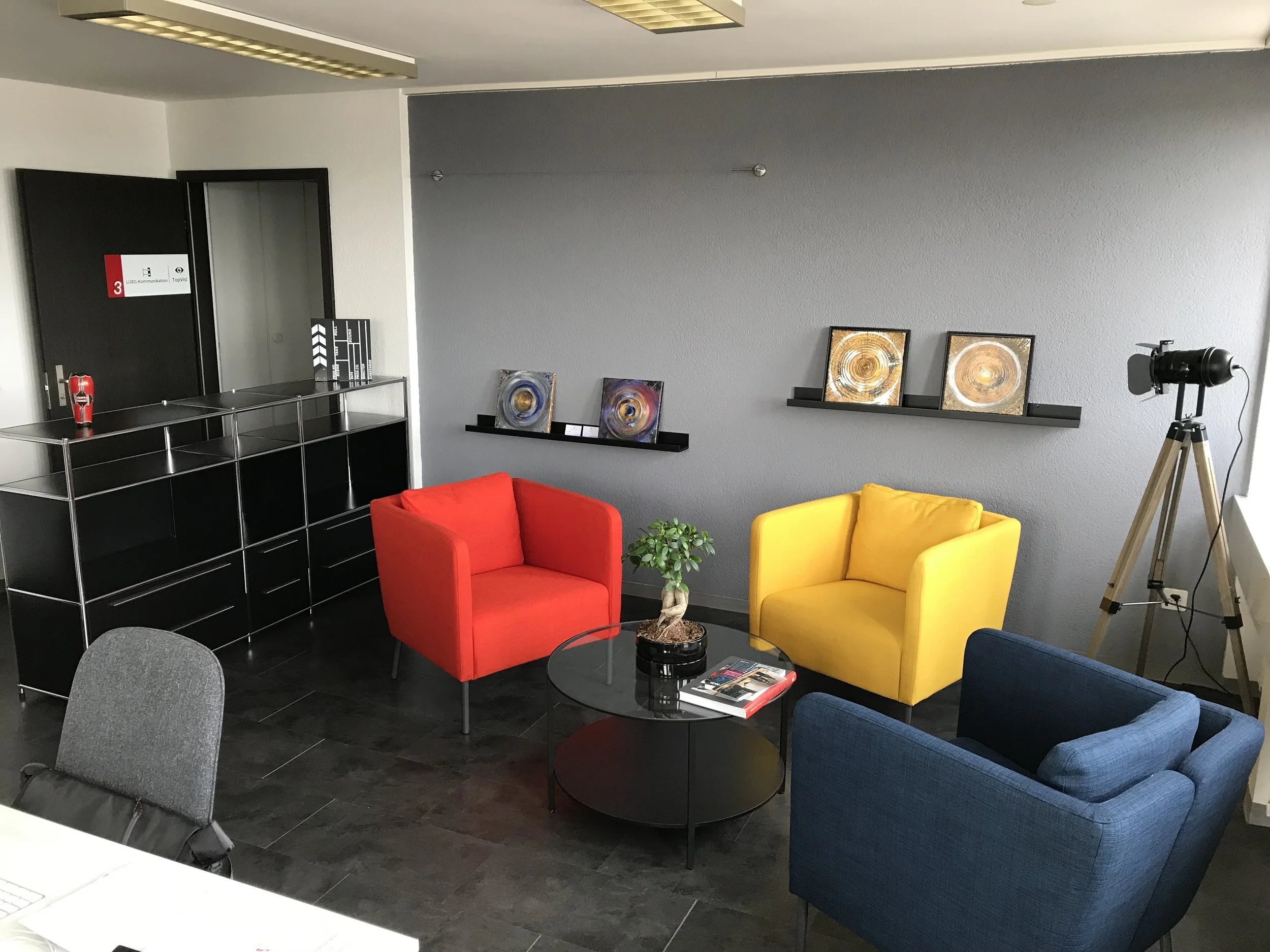 lueg_office.JPG