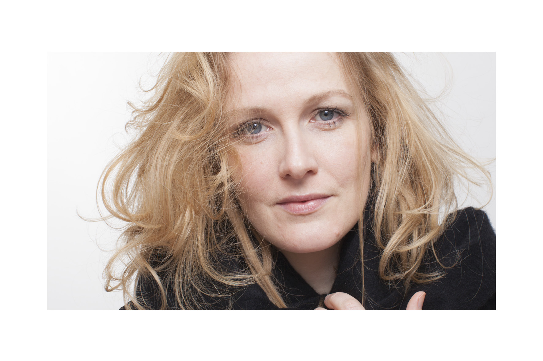 HELENE BOZZI Portfolio PORTRAIT4.jpg