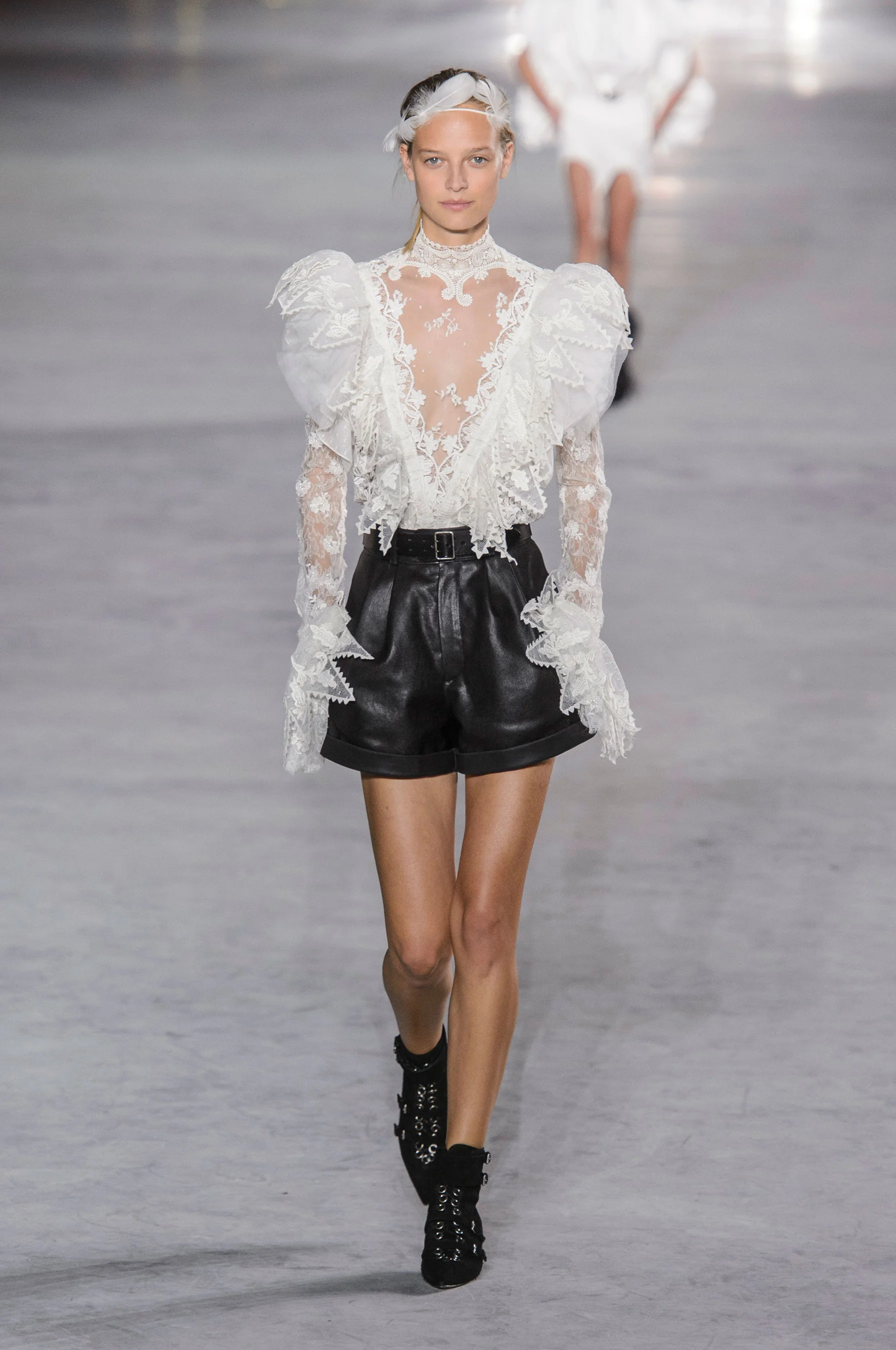 saint-laurent-rs18-2043.jpg
