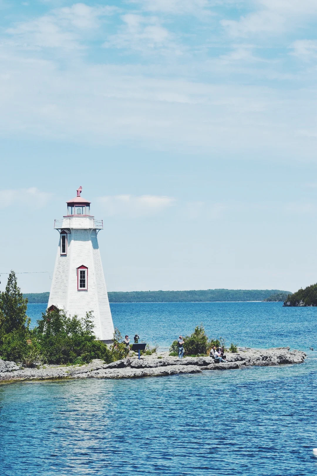 Exploring Tobermory, Ontario 