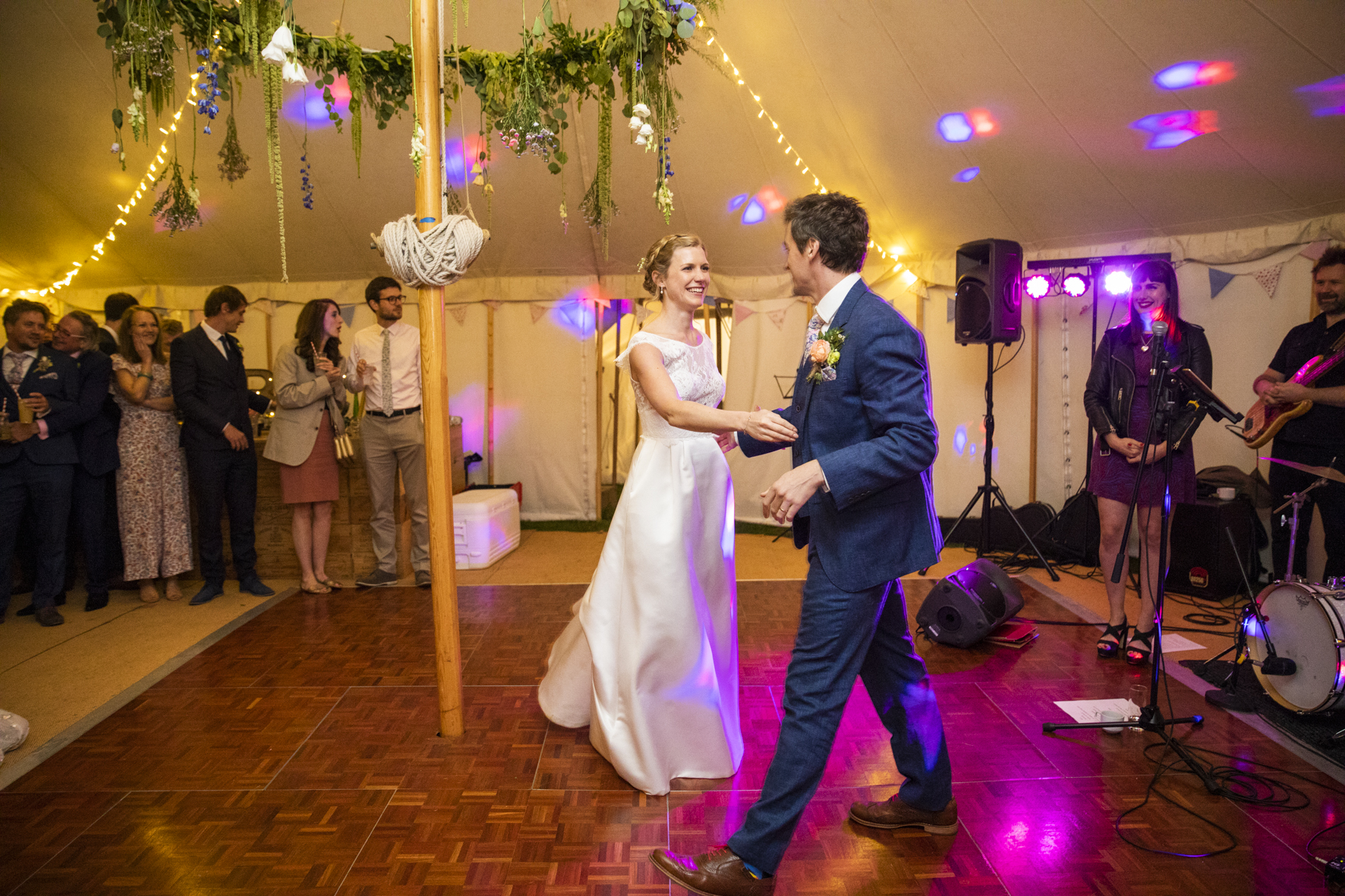 Steph & Tim _2018146_Claudia Leisinger.jpg