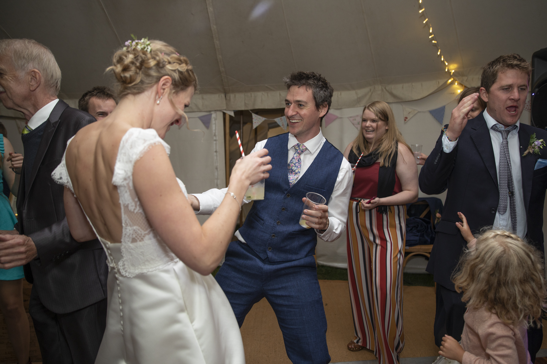 Steph & Tim _2018163_Claudia Leisinger.jpg