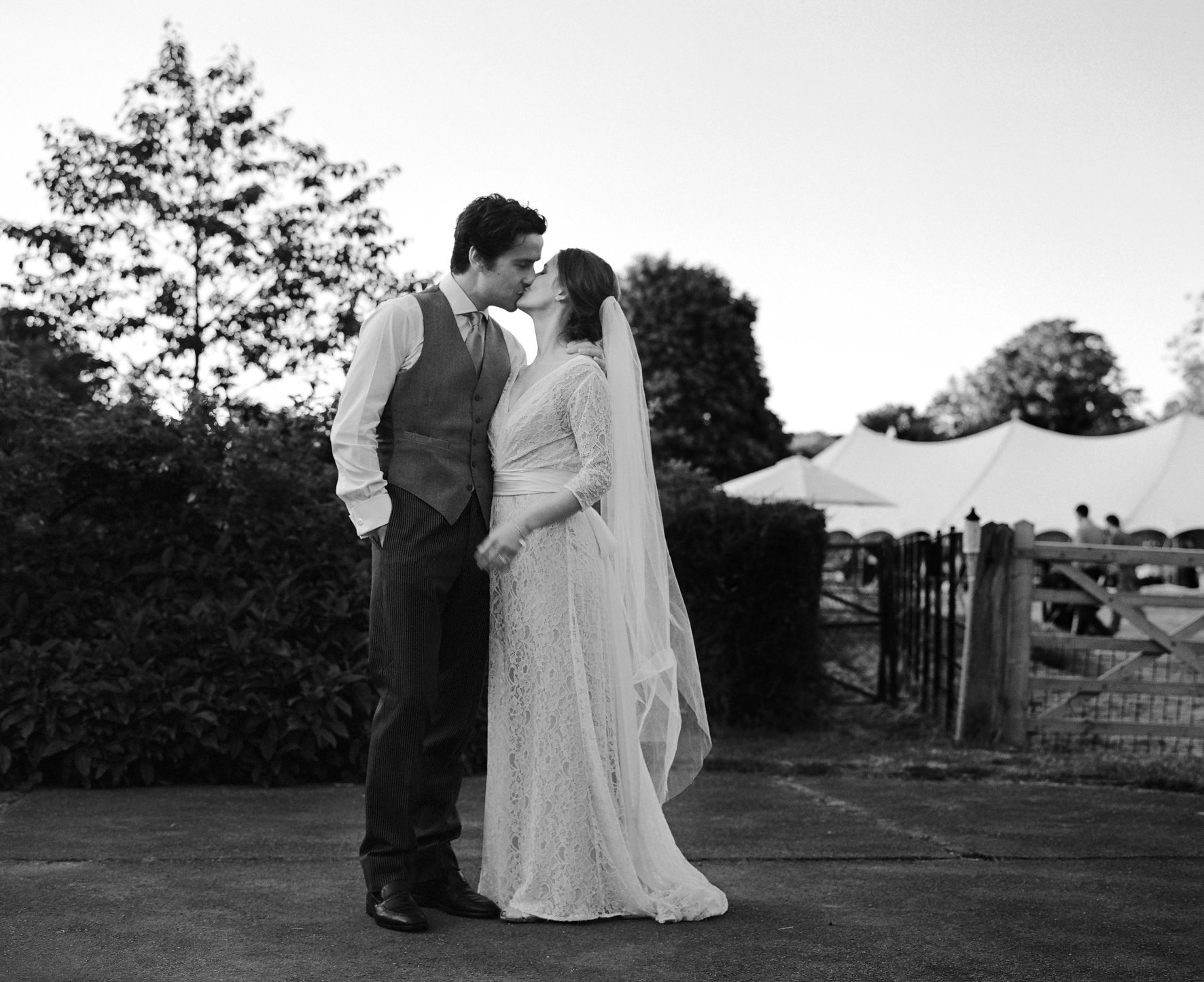 Wedding example_R&O_Rachel & Oli's weddingday 90740008_.jpg
