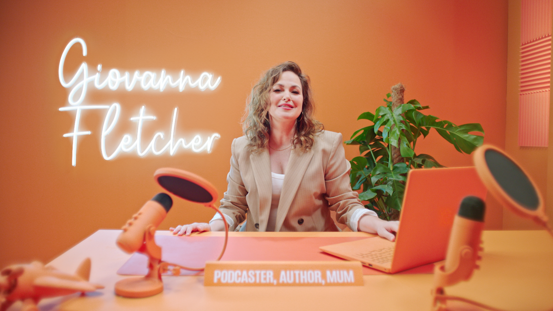 Giovanna TVC 30 STILLS no graphics_1_00281.png