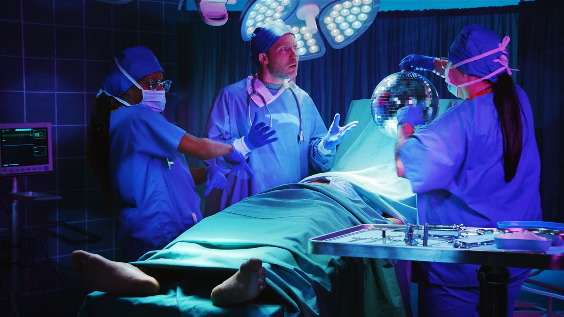 Tomy_Articulate_Cut_3_TVC - 30s_Graded_1450.png