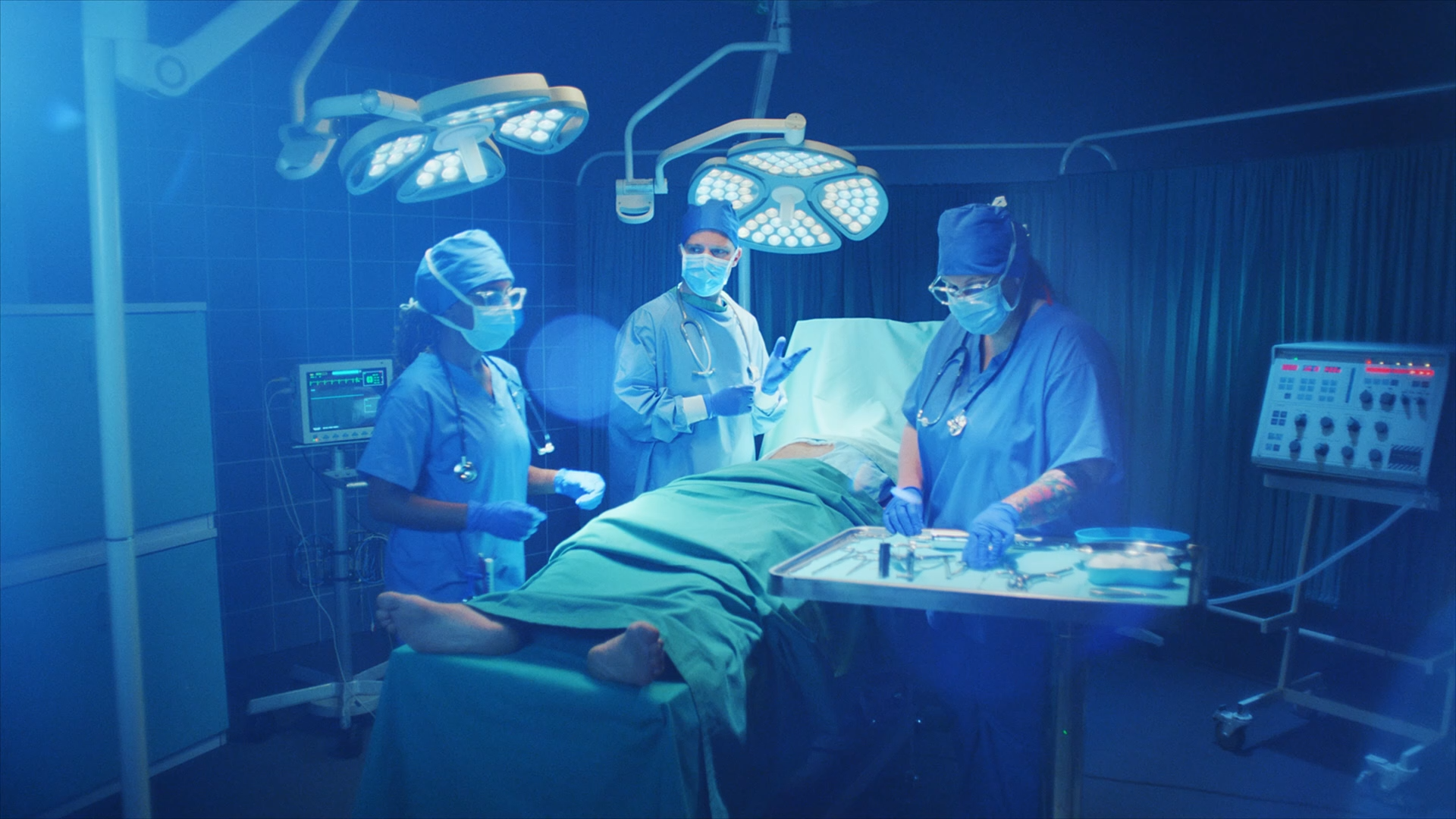 Tomy_Articulate_Cut_3_TVC - 30s_Graded_1001.png