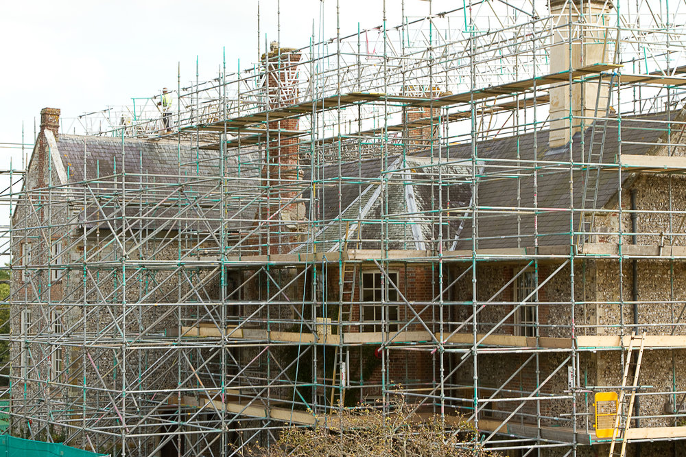 Glynde Place - Phase I - Scaffolding on  north side (Carlotta Luke).jpg