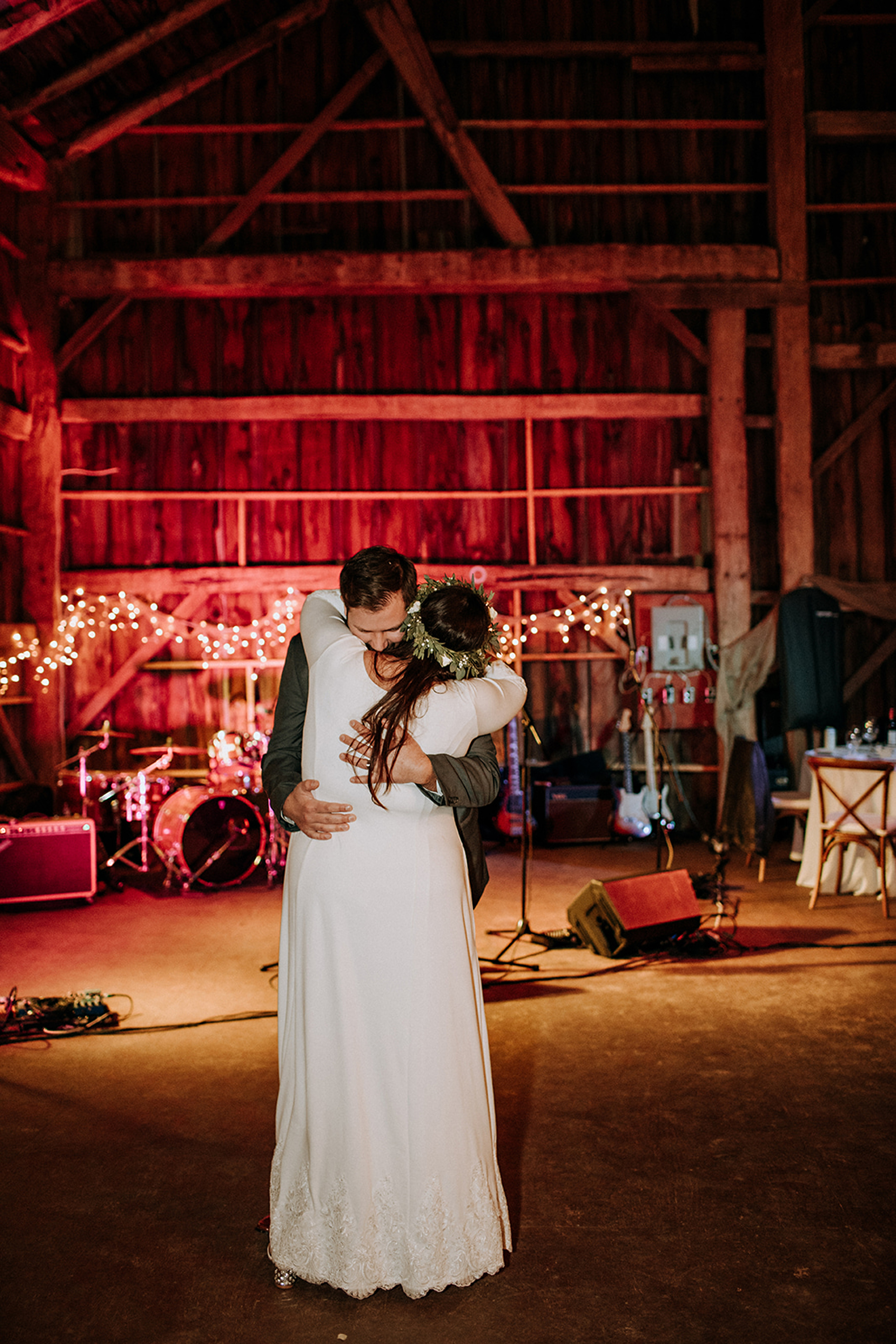 first dance at meaford barn wedding with twinkly lights