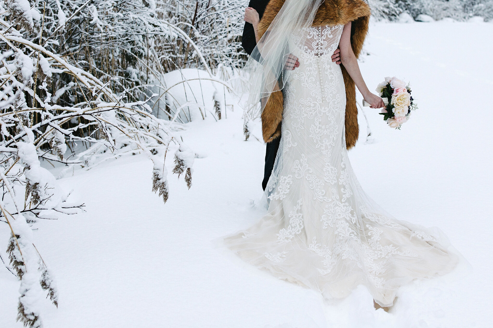 120-Owen-Sound-Leith-Church-Winter-Wedding.jpg