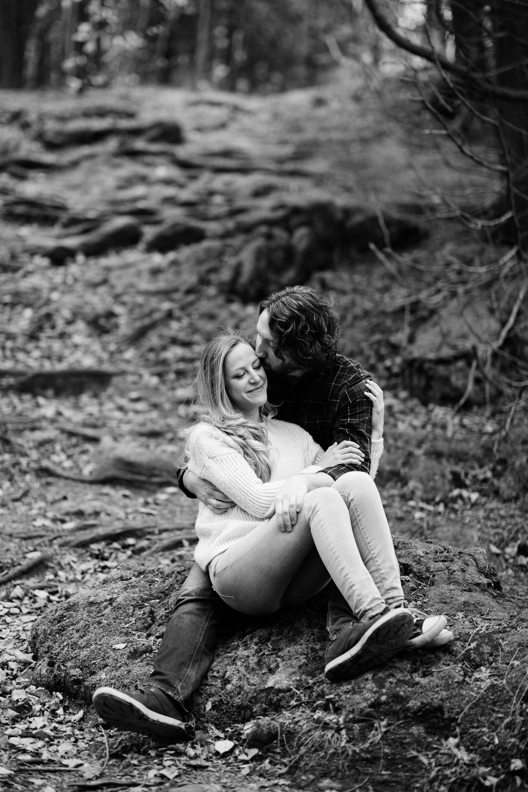 Plan-surprise-proposal-south-georgian-bay-engagement