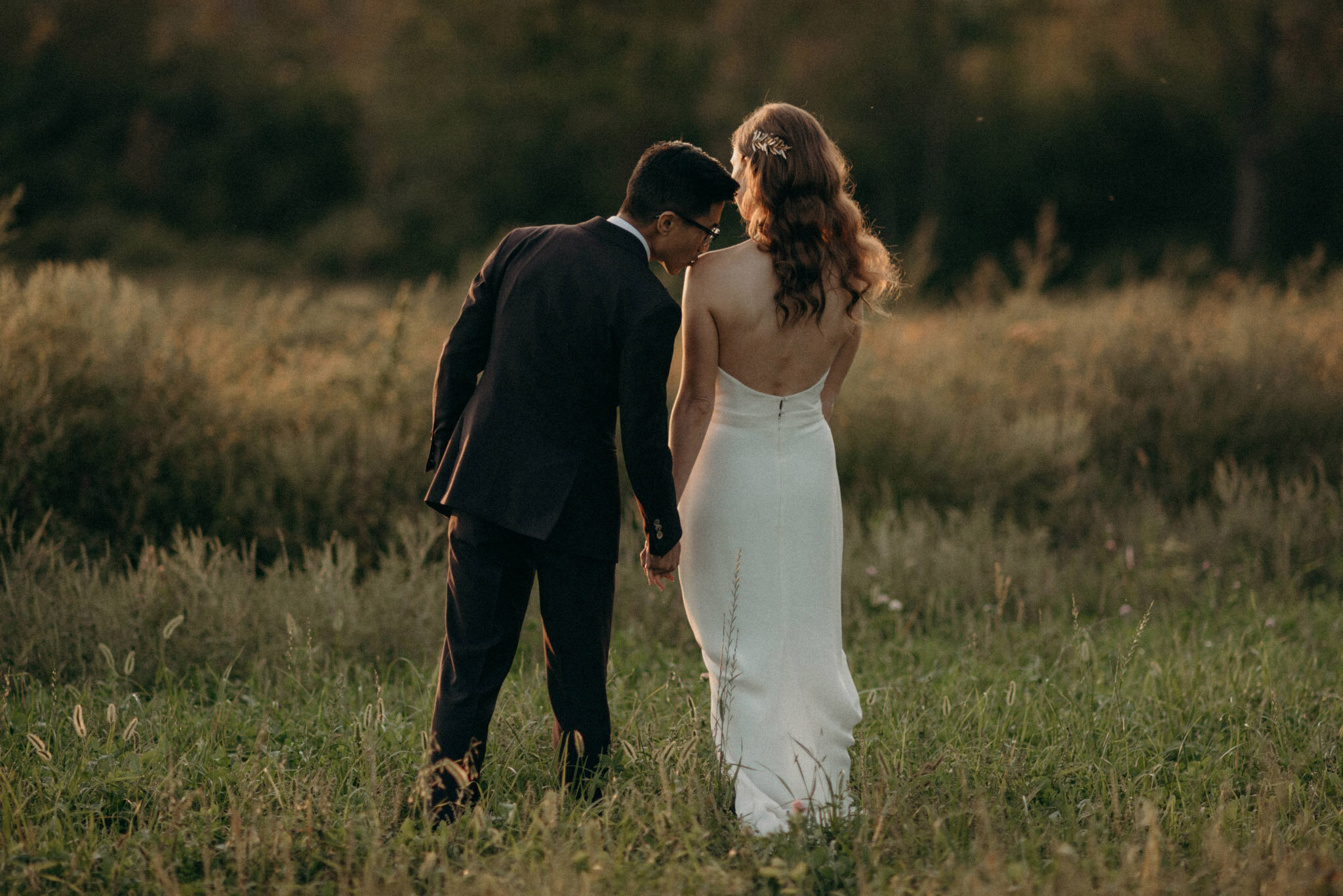  An intimate wedding at Good Family Farms with caterer Sumac and Salt by Toronto wedding photographer Daring Wanderer // www.daringwanderer.com 