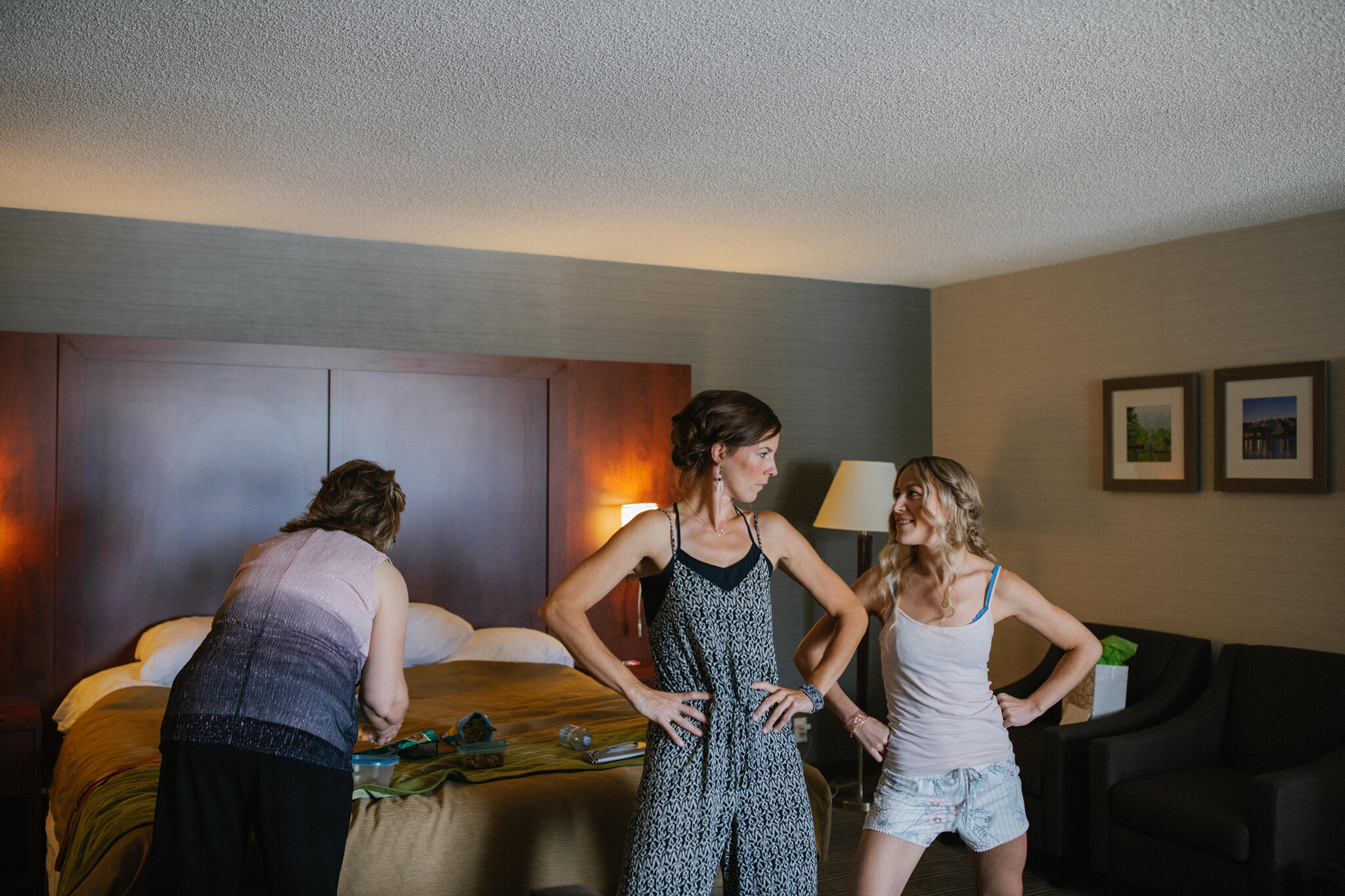 Bridal party hanging out in hotel room Collingwood