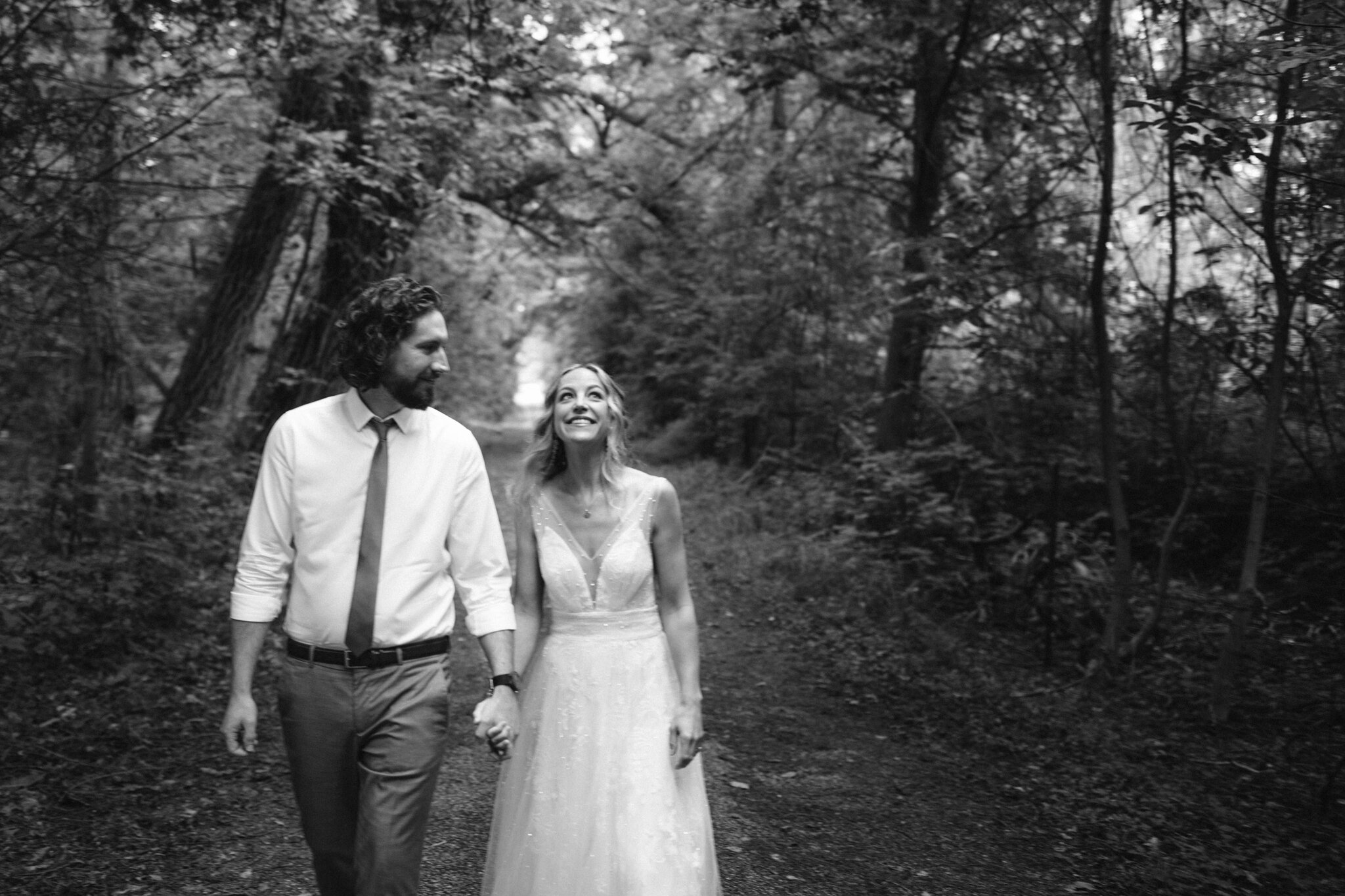 Forest first look Meaford boho bride
