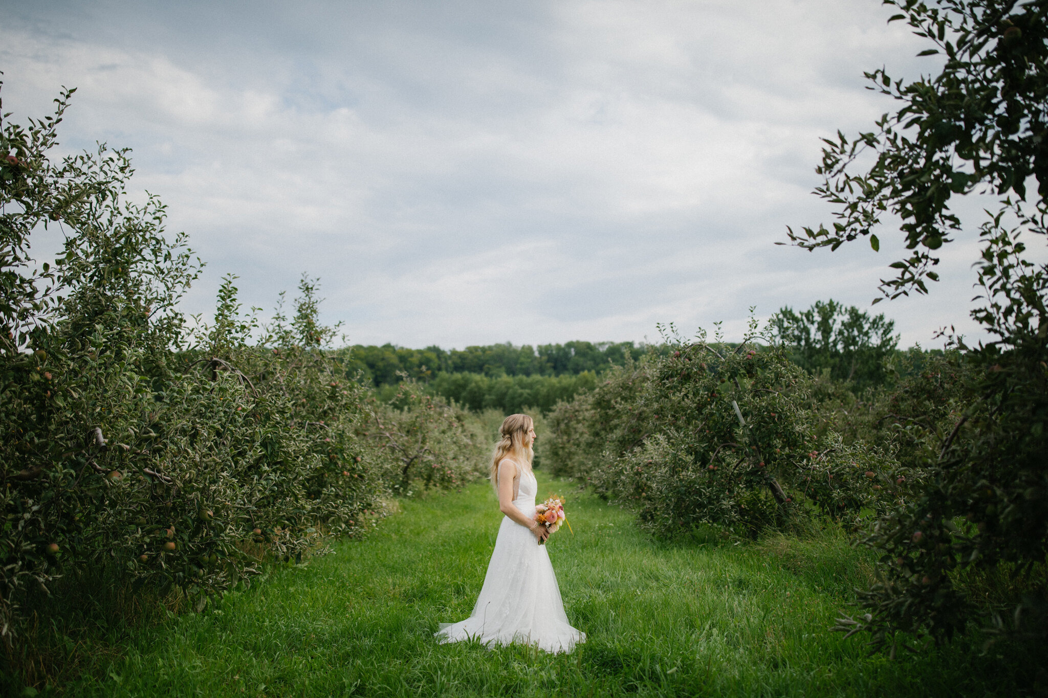 beautiful romantic boho bride meaford orchard wedding