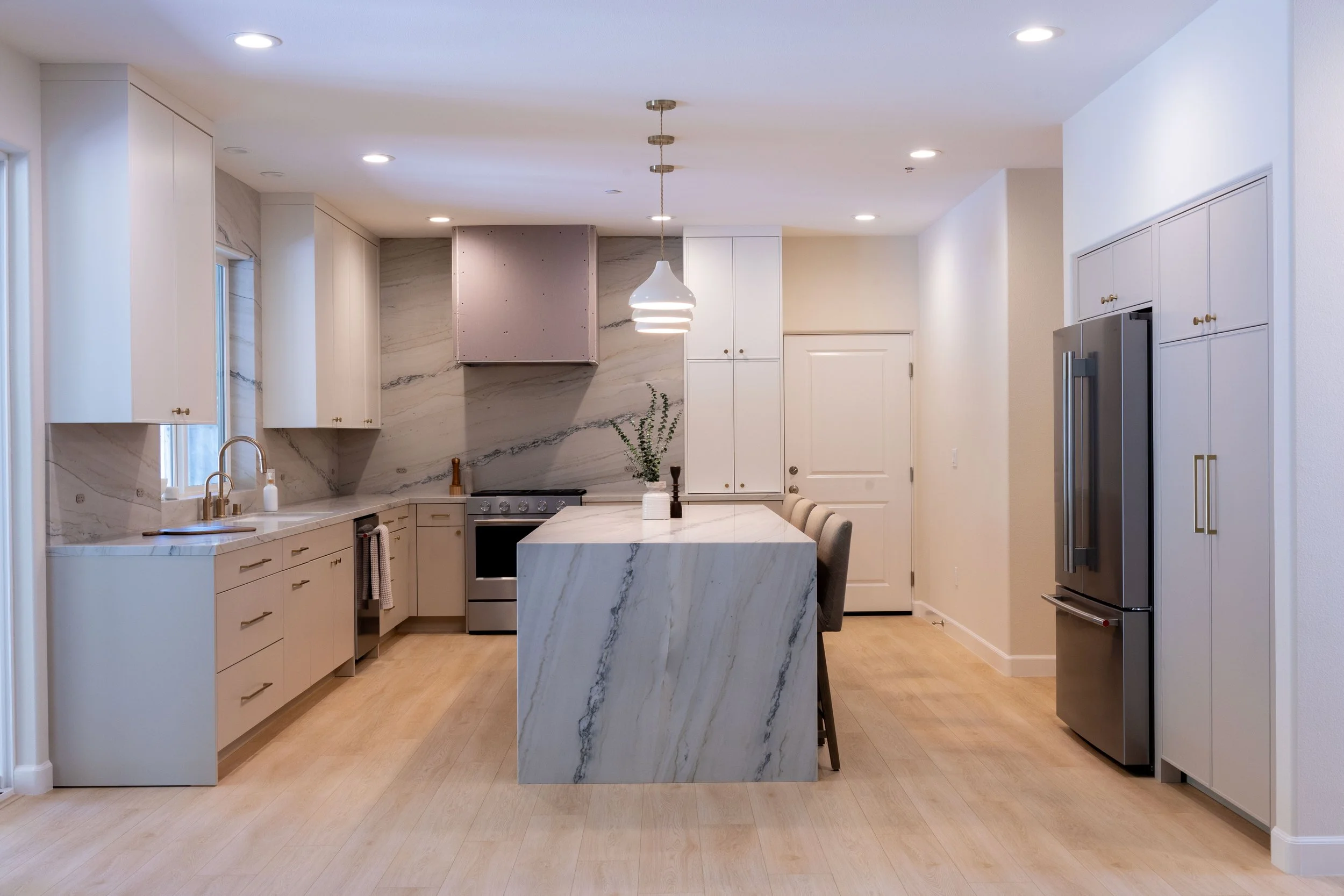 kitchen-03.jpg