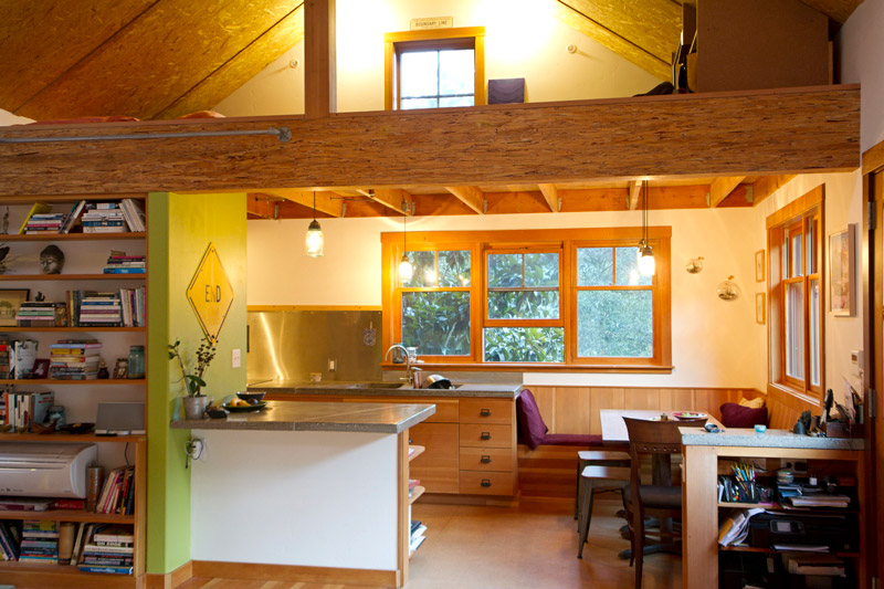 10-Living-Kitchen-Loft_SC_Green_Builders.jpg