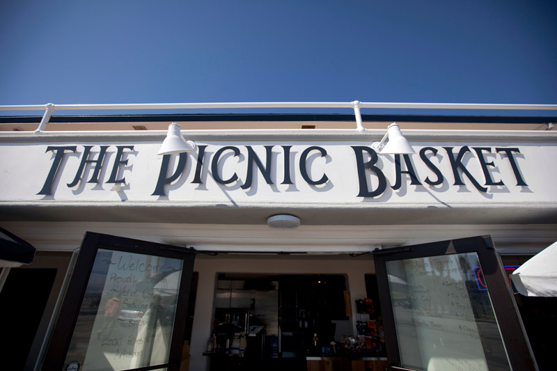 picnic-basket-sign_SC_Green_Builders.jpg