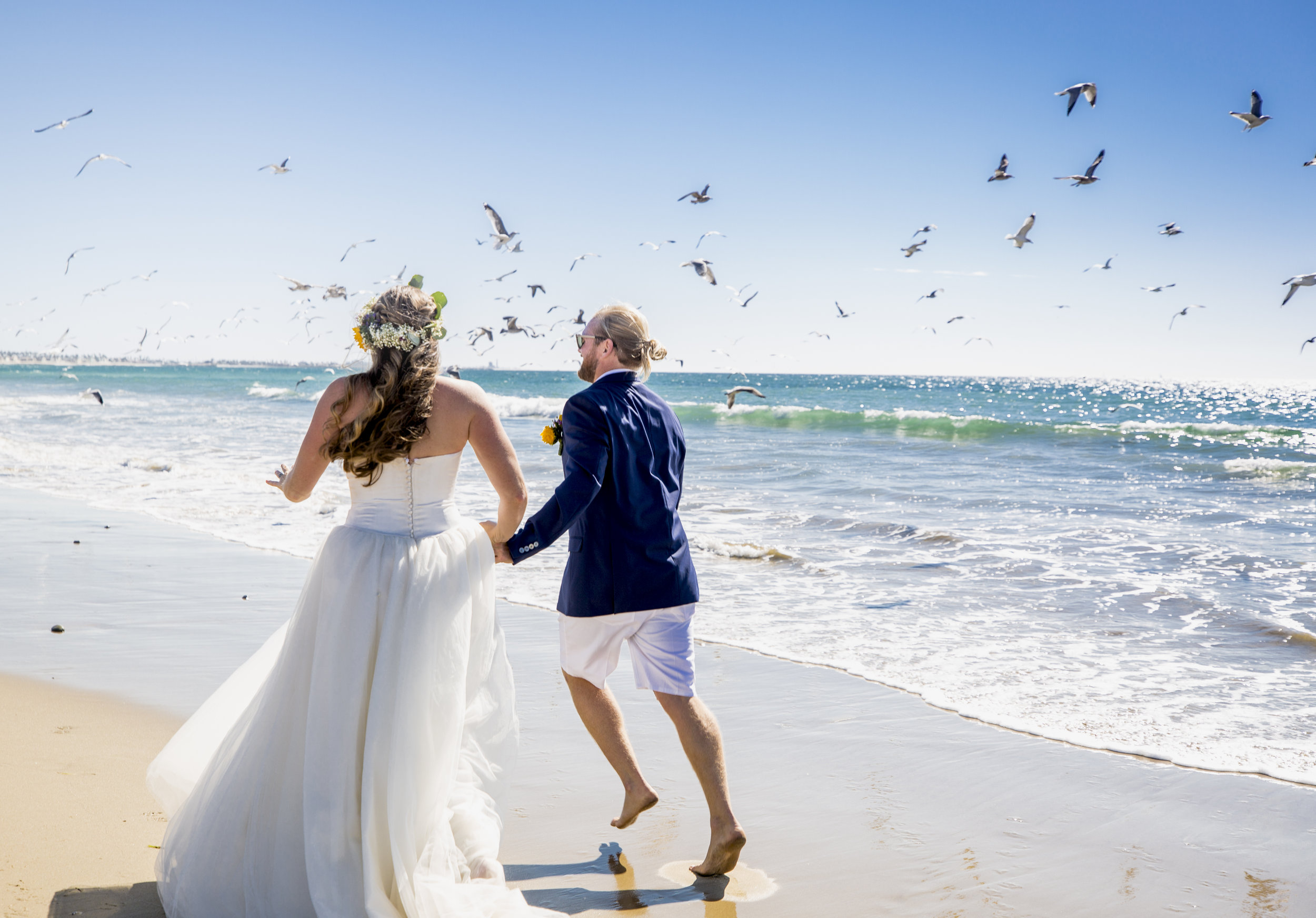 BEACH WEDDING