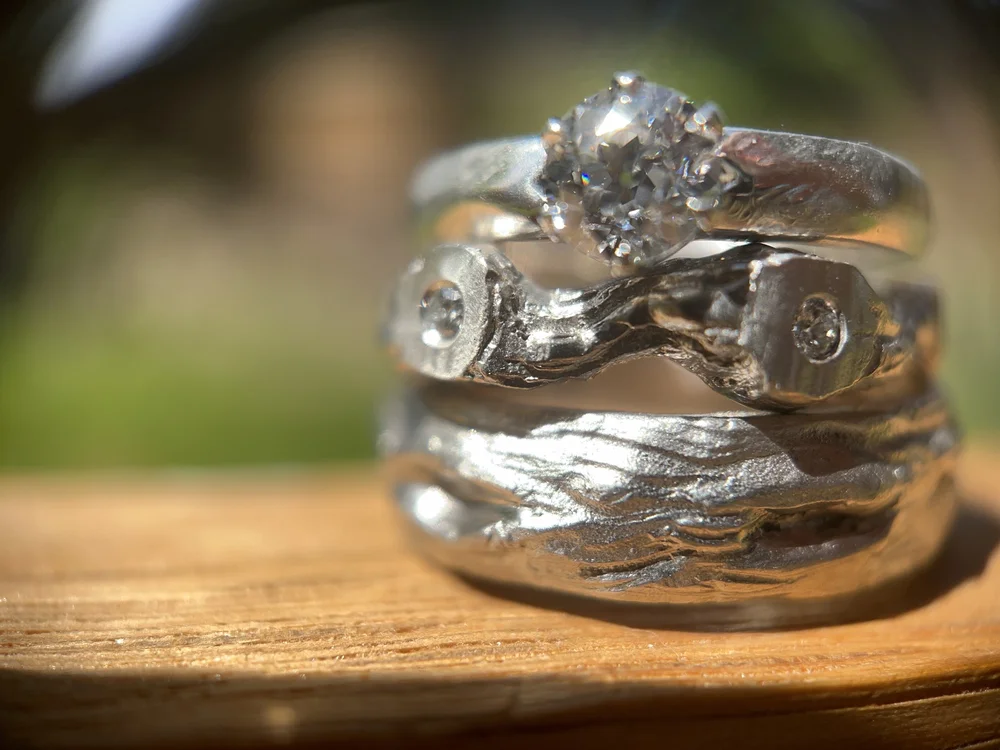 Build your own wedding ring set | Beachweddingtips.com