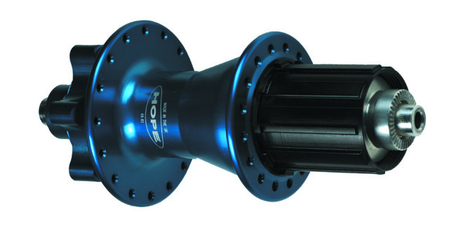 XC-rear-hub-1.jpeg