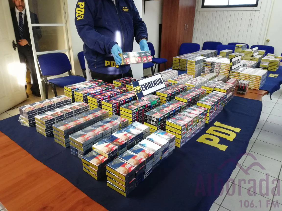 Decomisan cigarros en el centro de Chillán que fueron robados en Linares.
