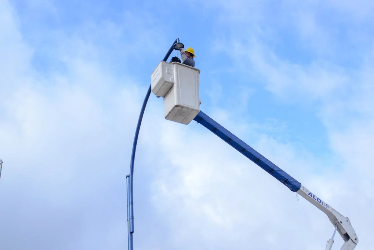 PRÓXIMO A TERMINAR EL RECAMBIO DE LUMINARIAS A TECNOLOGÍA LED EN 133 PLAZAS Y ESPACIOS PÚBLICOS