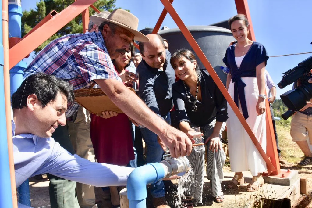 Familias de Manque Sur celebran reposición definitiva de agua potable rural en Quillón
