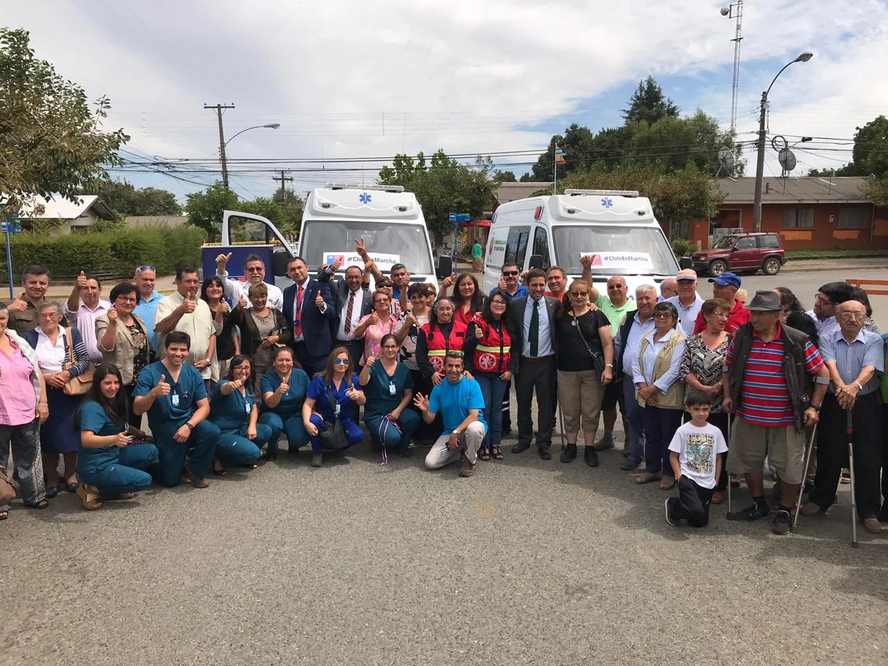 Servicio de Salud Ñuble entregó dos nuevas ambulancias al Cesfam de San Fabián