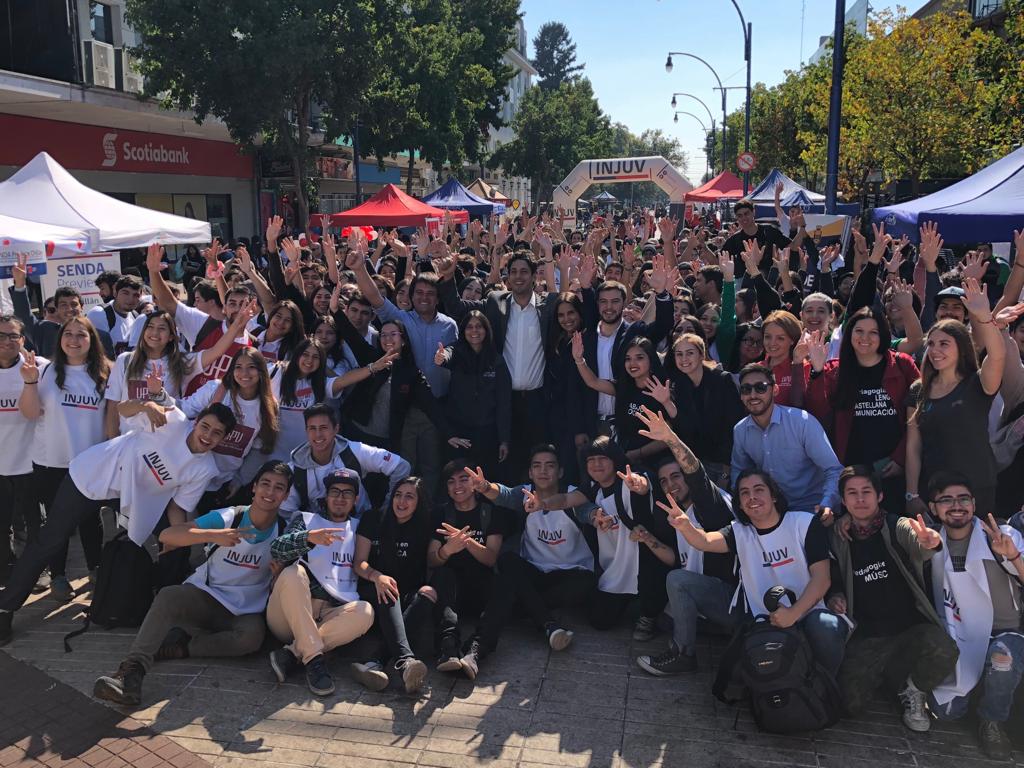 Más de 200 jóvenes se unen por un mechoneo medioambiental en Ñuble