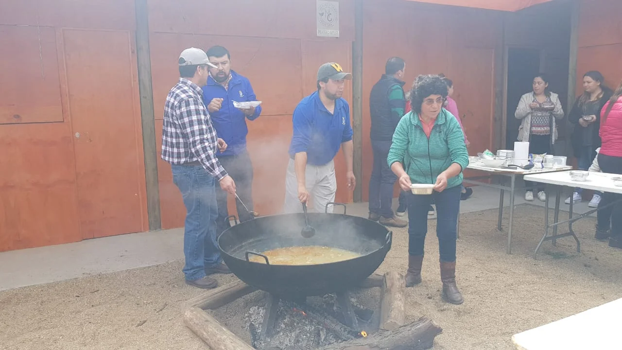 Extitosa actividad en Cobquecura: Caldillo de Semana Santa atrajo más de 200 comensales