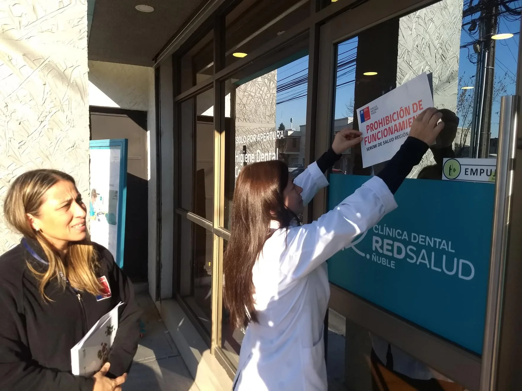 Clínica dental Redsalud queda con prohibición de funcionamiento