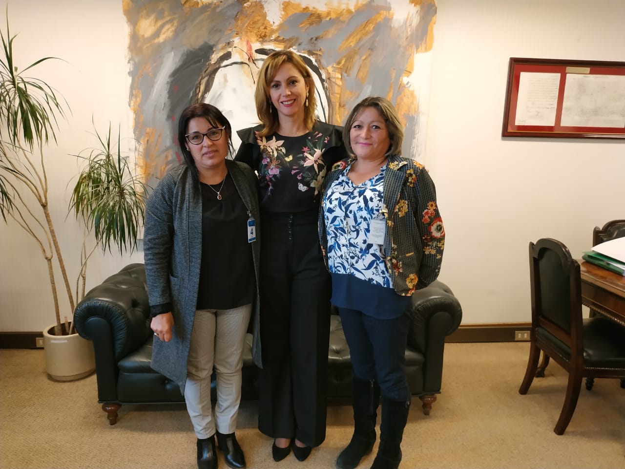 “NO PODEMOS SEGUIR PERMITIENDO EN NULO RECONOCIMIENTO DEL TRABAJO DE LAS MUJERES EN LA PESCA ARTESANAL” Recibidos x