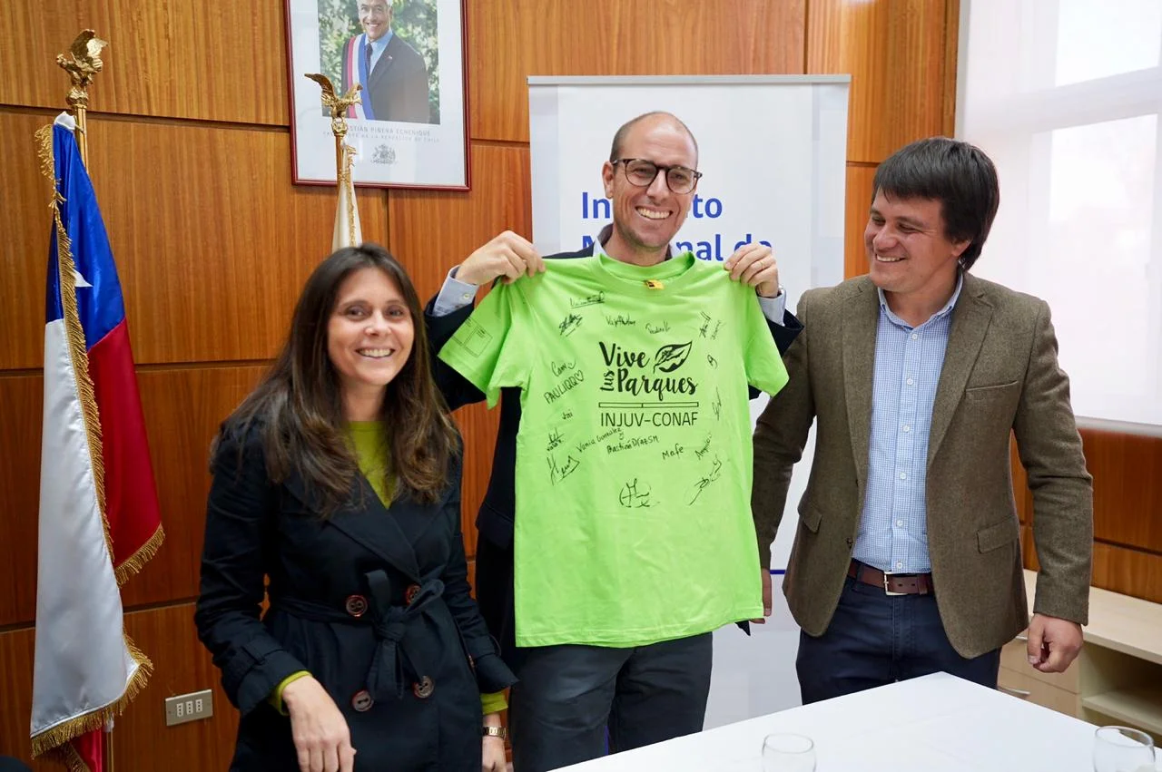 Intendente Martín Arrau  desayunó con 21 jóvenes voluntarios de Ñuble