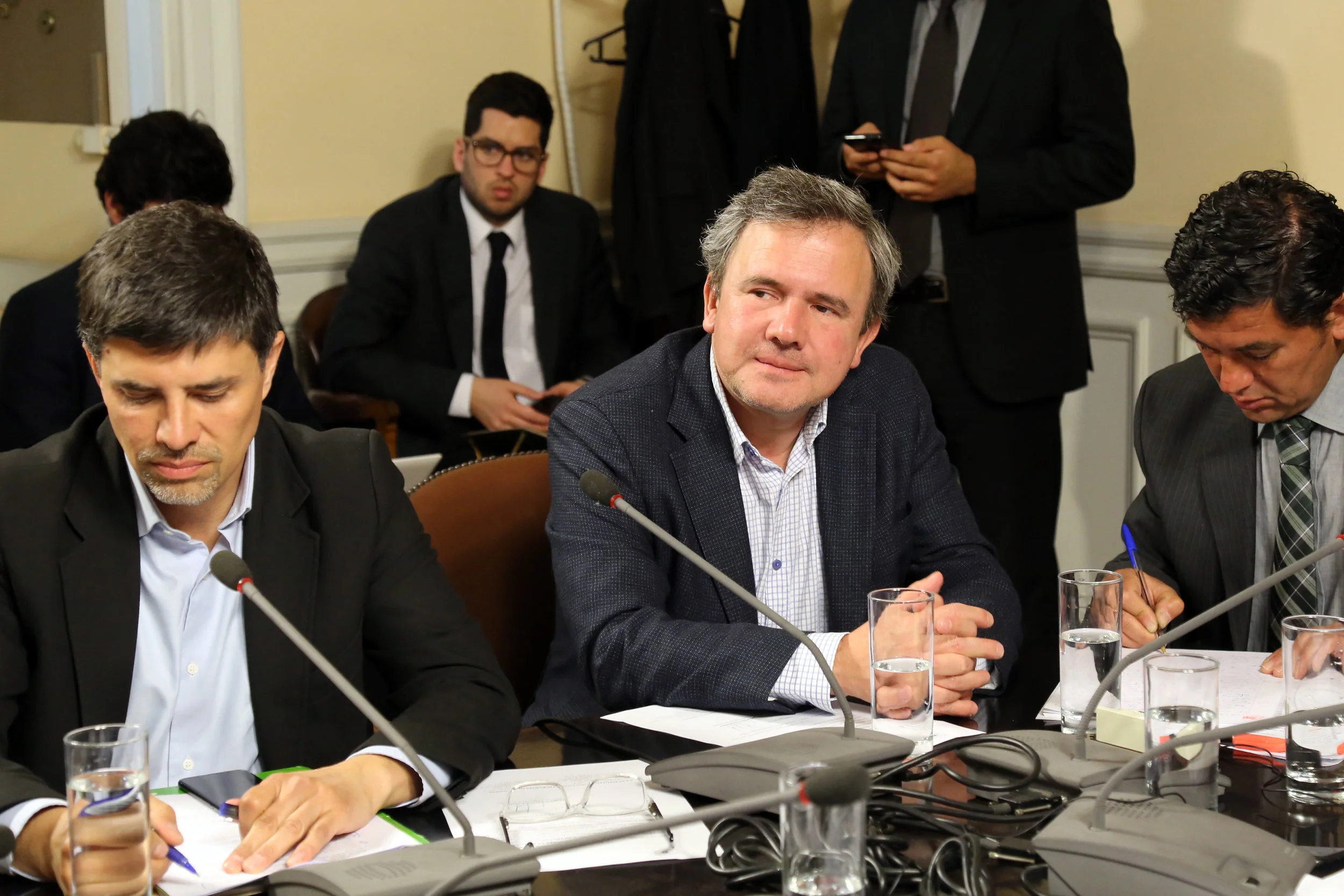 Sanhueza (UDI) emplaza a la oposición a legislar por el país y no por caprichos ideológicos: “El afán obstruccionista de la izquierda está jugando en contra de todos los chilenos”