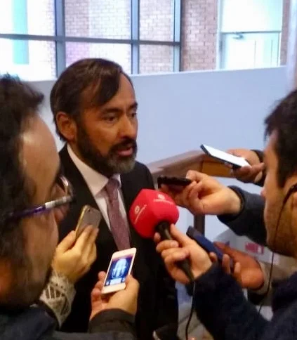 Tribunal desestimó la solicitud de la fiscalía de alejarlo de sus funciones como alcalde