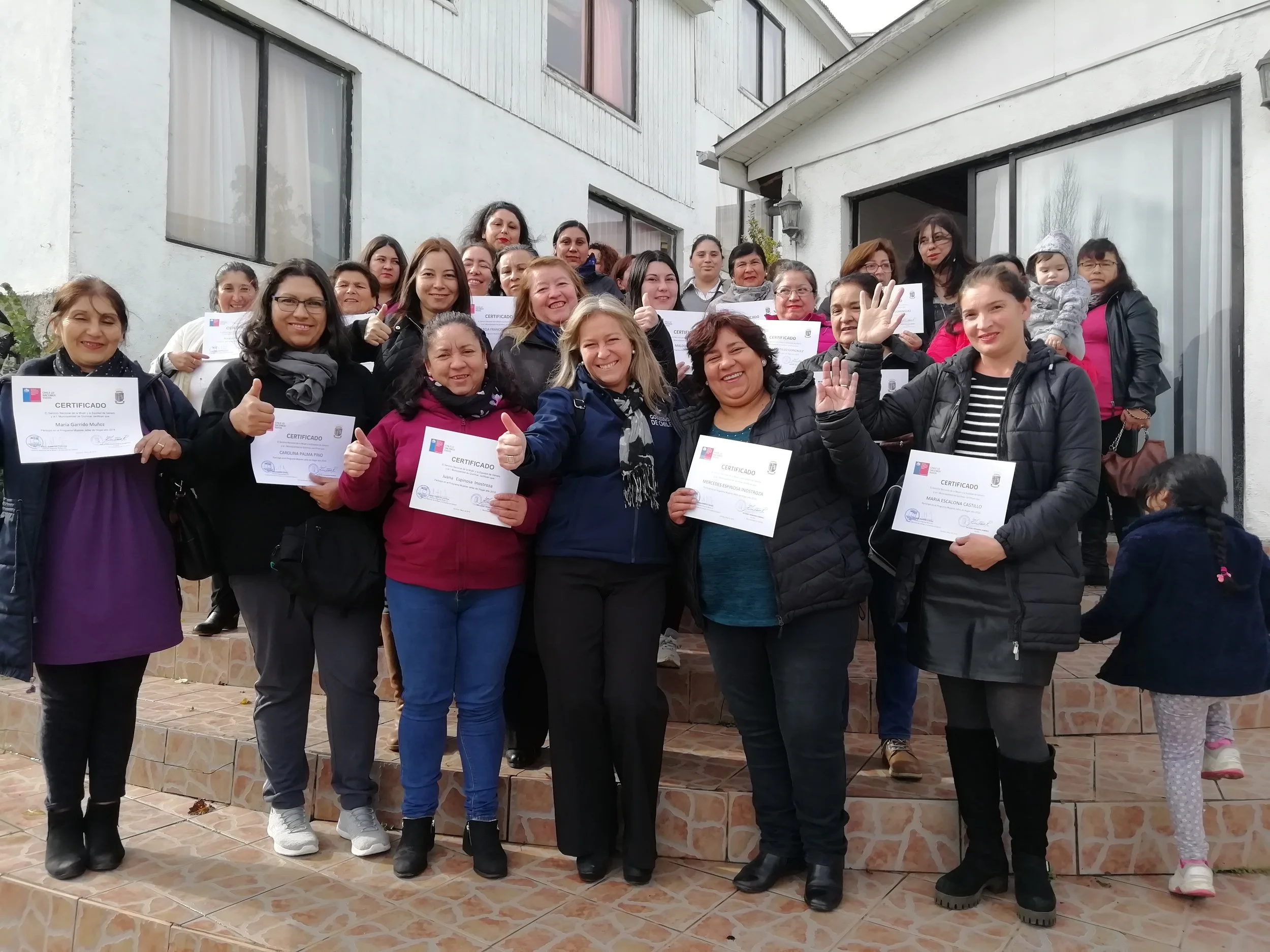 Seremi Bárbara Hennig certificó a 60 mujeres de Quirihue