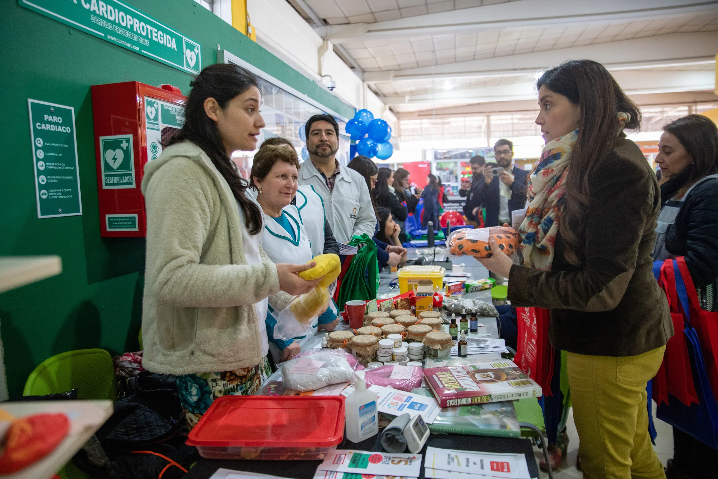 Pasajeros participaron de la Feria de Salud Cardiovascular en el Terminal de Buses de Chillán