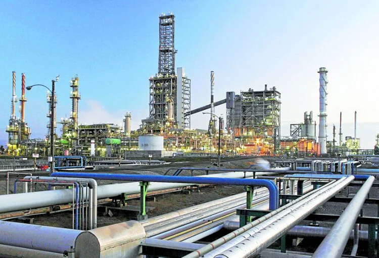ENAP anticipa nueva alza en precio de bencinas y gas licuado