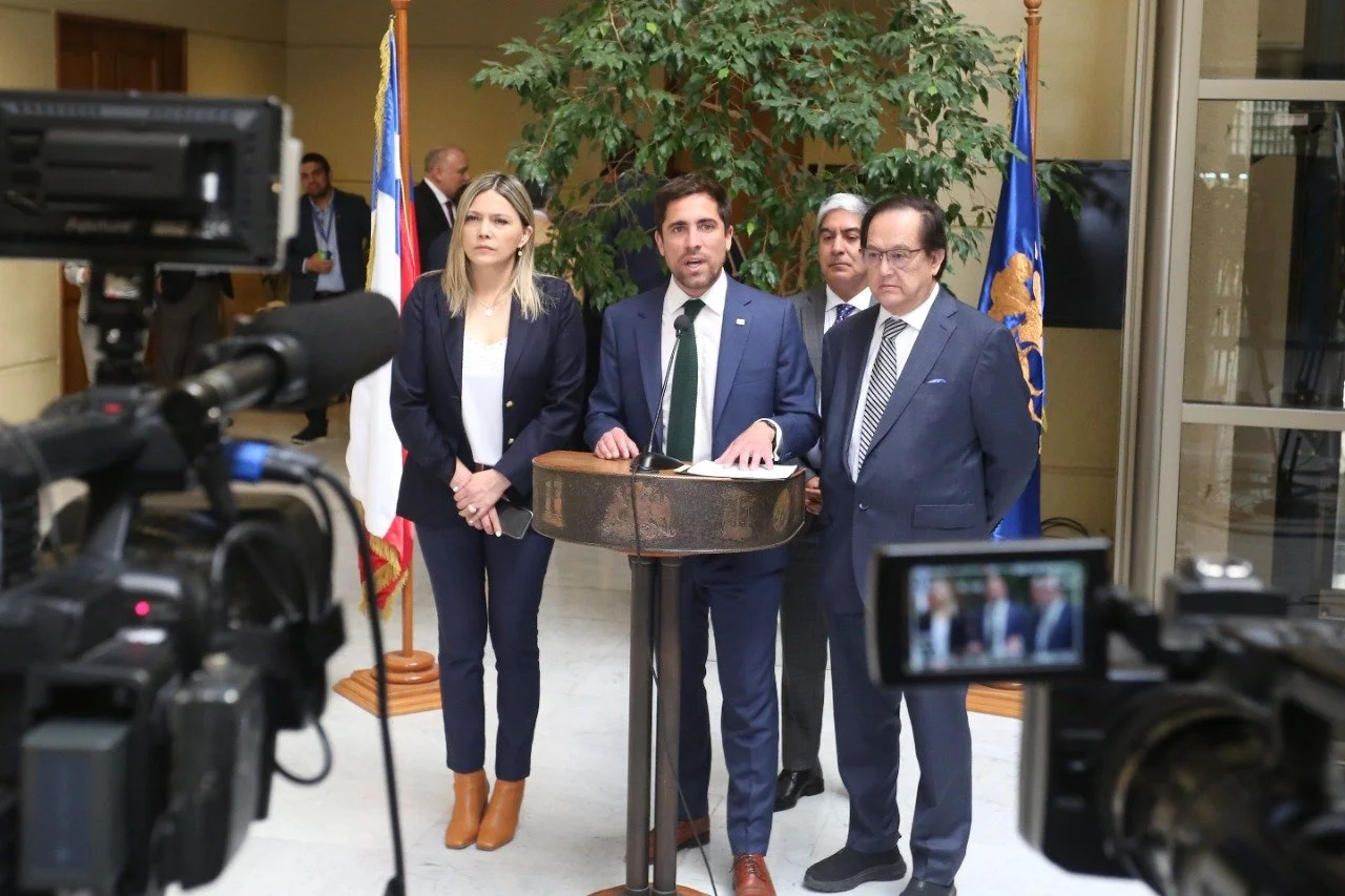Diputado UDI denuncia excesiva alza en pasajes de bus y oficia al Sernac para que informe sobre empresas que han aplicado mayores incrementos.