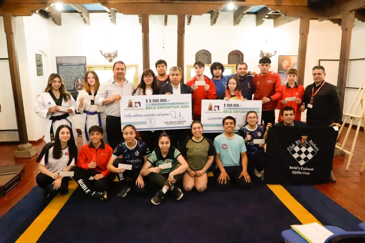 Chillán Viejo entregó por primera vez Beca Deportiva Municipal