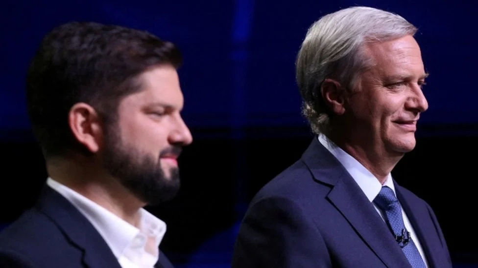 kast: "el no cambio de gabinete puede ser porque no tiene gente boric para reemplazar"