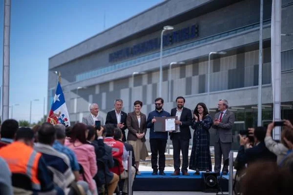 Minsal y Gore suscriben convenio por $830 mil millones para infraestructura y servicios de salud en Ñuble