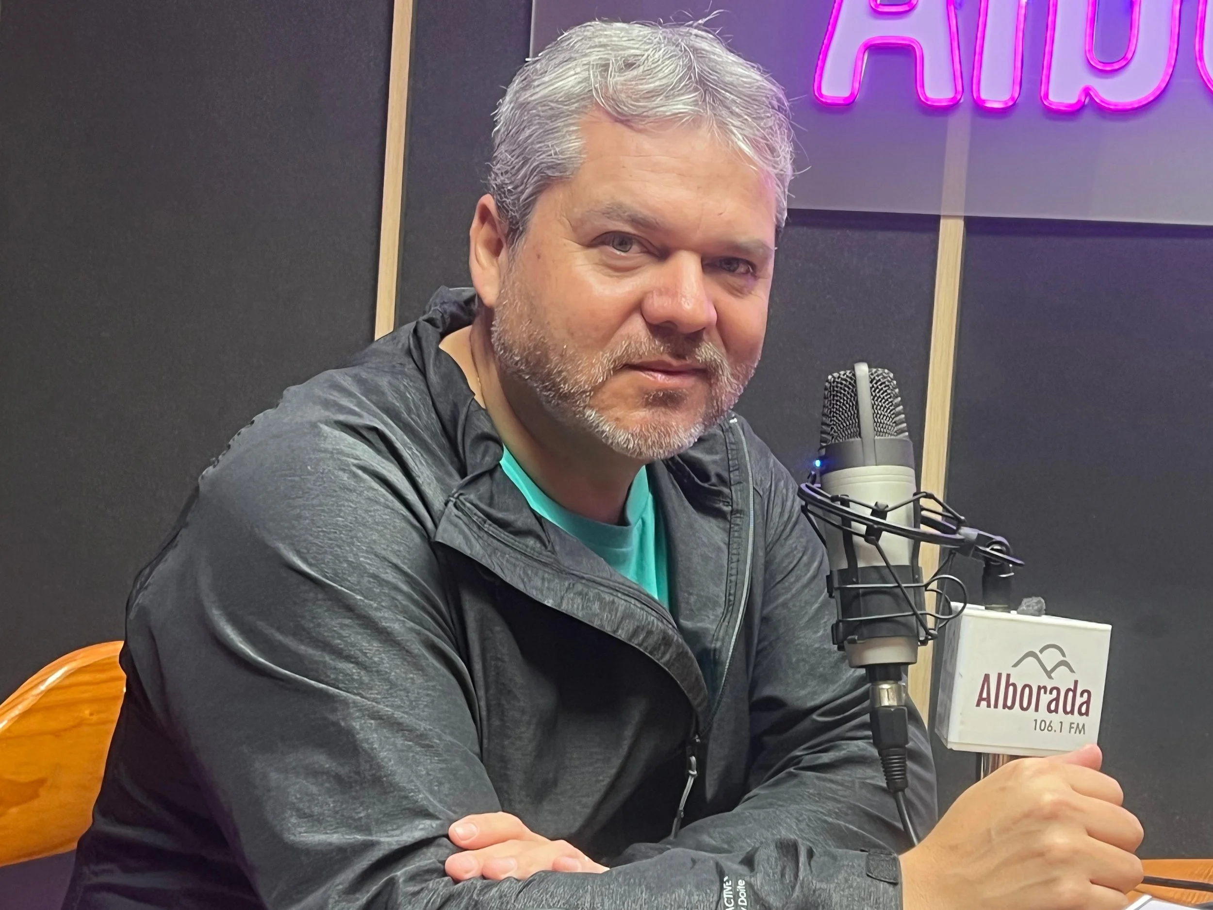 Patricio Caamaño se declara preparado para una candidatura parlamentaria, pero respalda prioridad de Sergio Zarzar: “Tiene una posibilidad real de entrar”