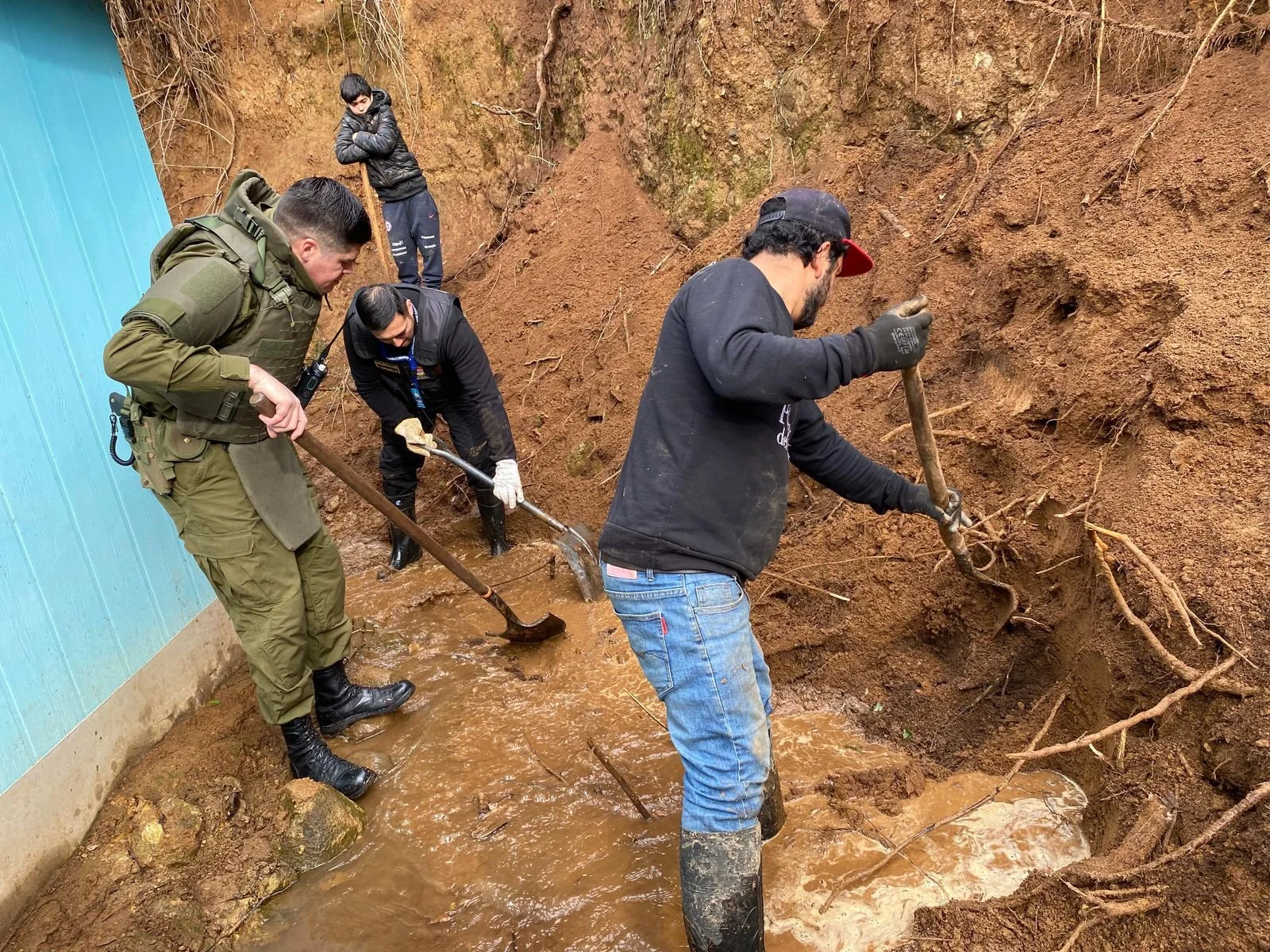 Emergencia en San Carlos: acción de equipo municipal permitió contener afectación a vivienda rural