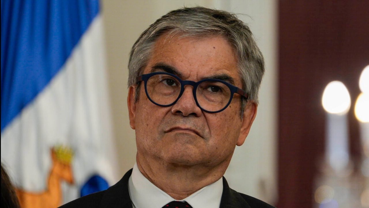 Imacec de mayo genera debate: Marcel celebra crecimiento, pero analistas alertan por cifra "de papel" y desempleo