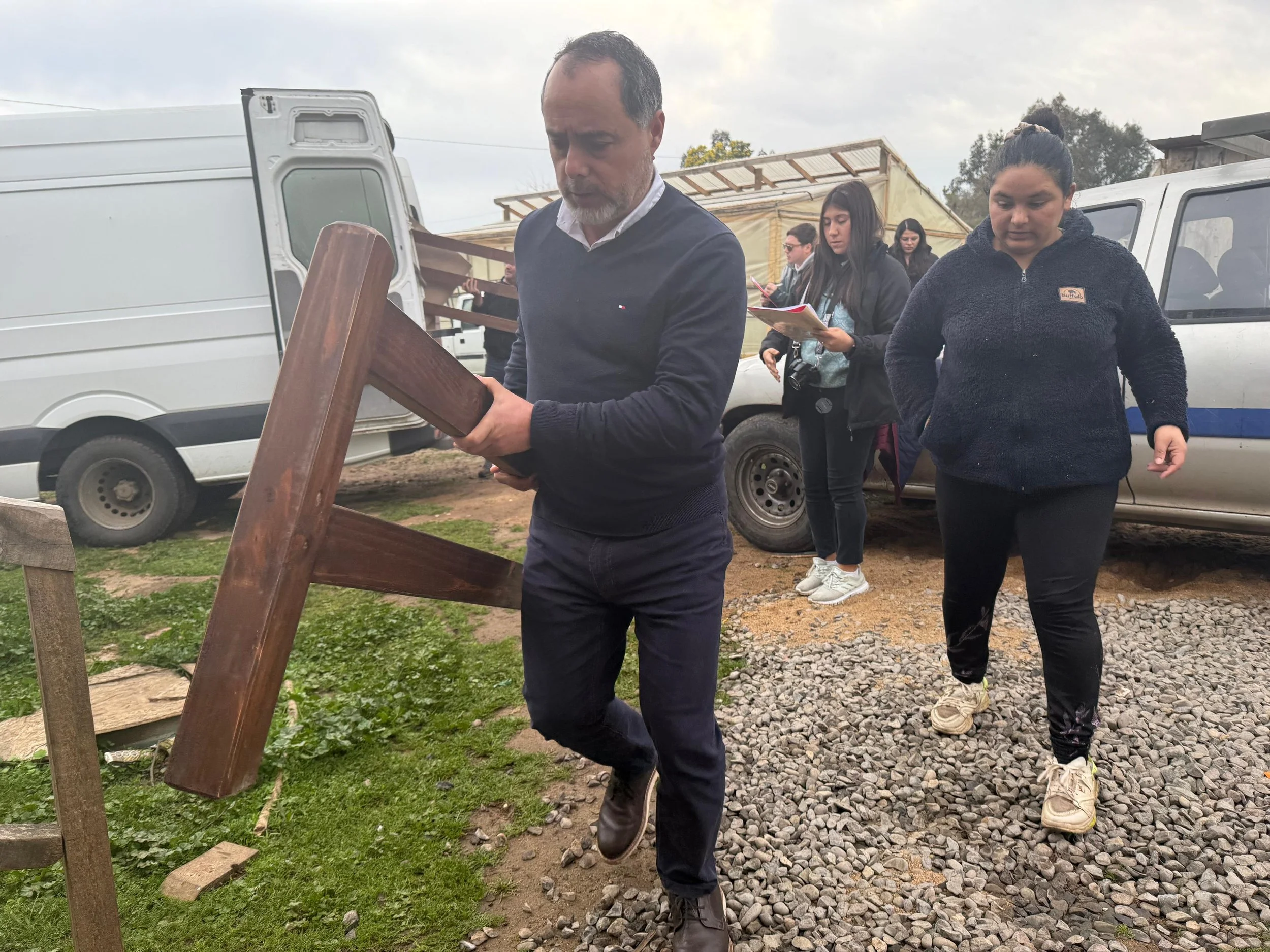 Familias de San Nicolás reciben ayuda para mejorar sus hogares