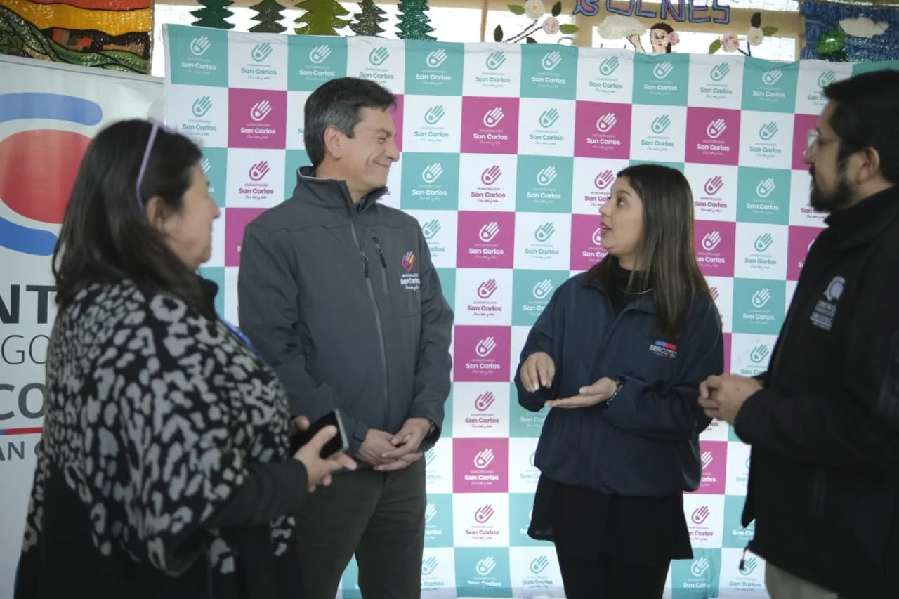 Emprendedores de Ñuble se reúnen en San Carlos para abordar desafíos de la innovación y el e-commerce