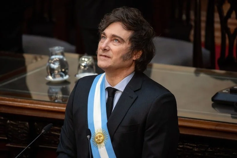 Milei sufre una contundente derrota electoral en Buenos Aires ante el peronismo de Axel Kicillof